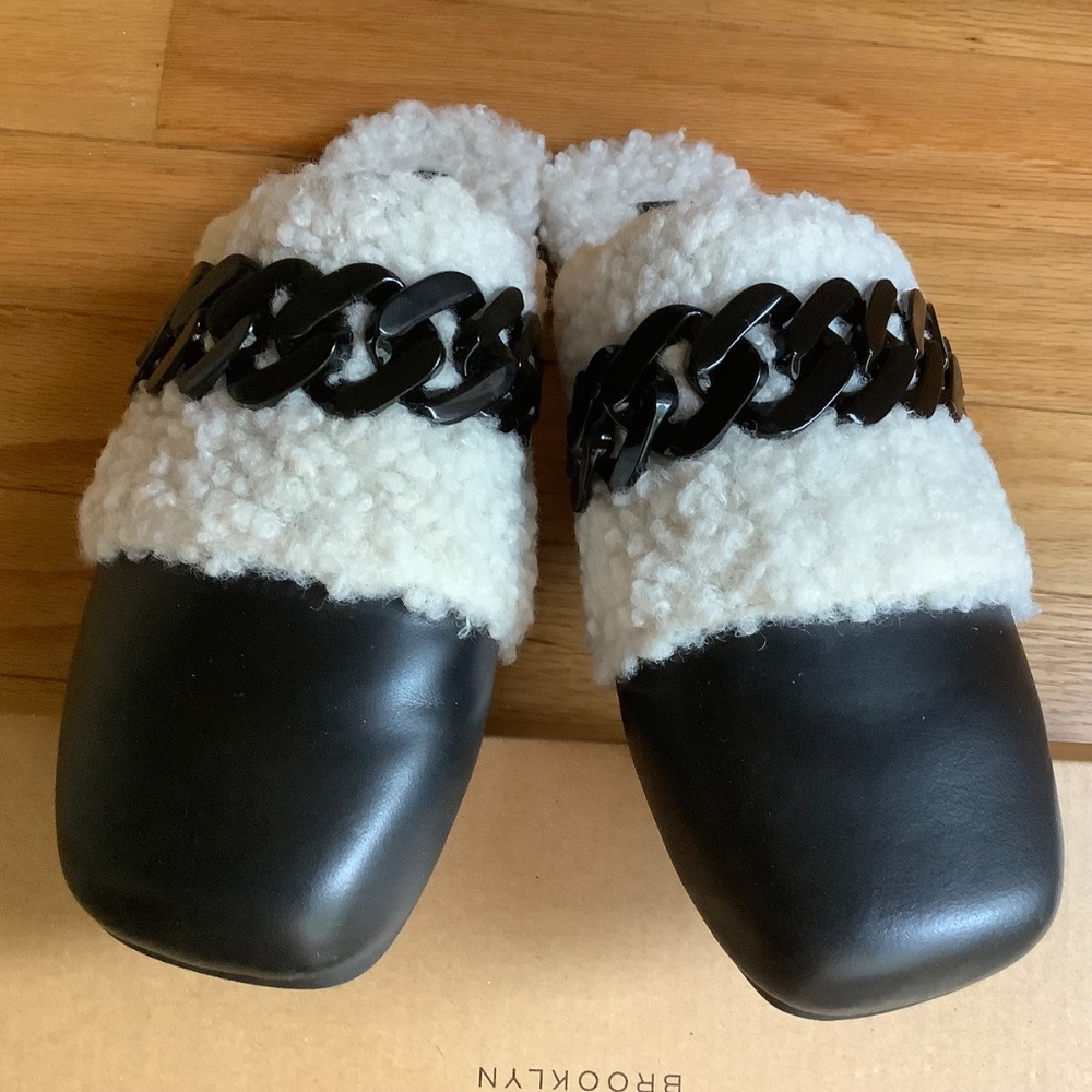 Kelsi Dagger Chunky Chain Faux Shearling Leather Slip-On Mule  Black SZ 9.5 - Picture 7 of 14